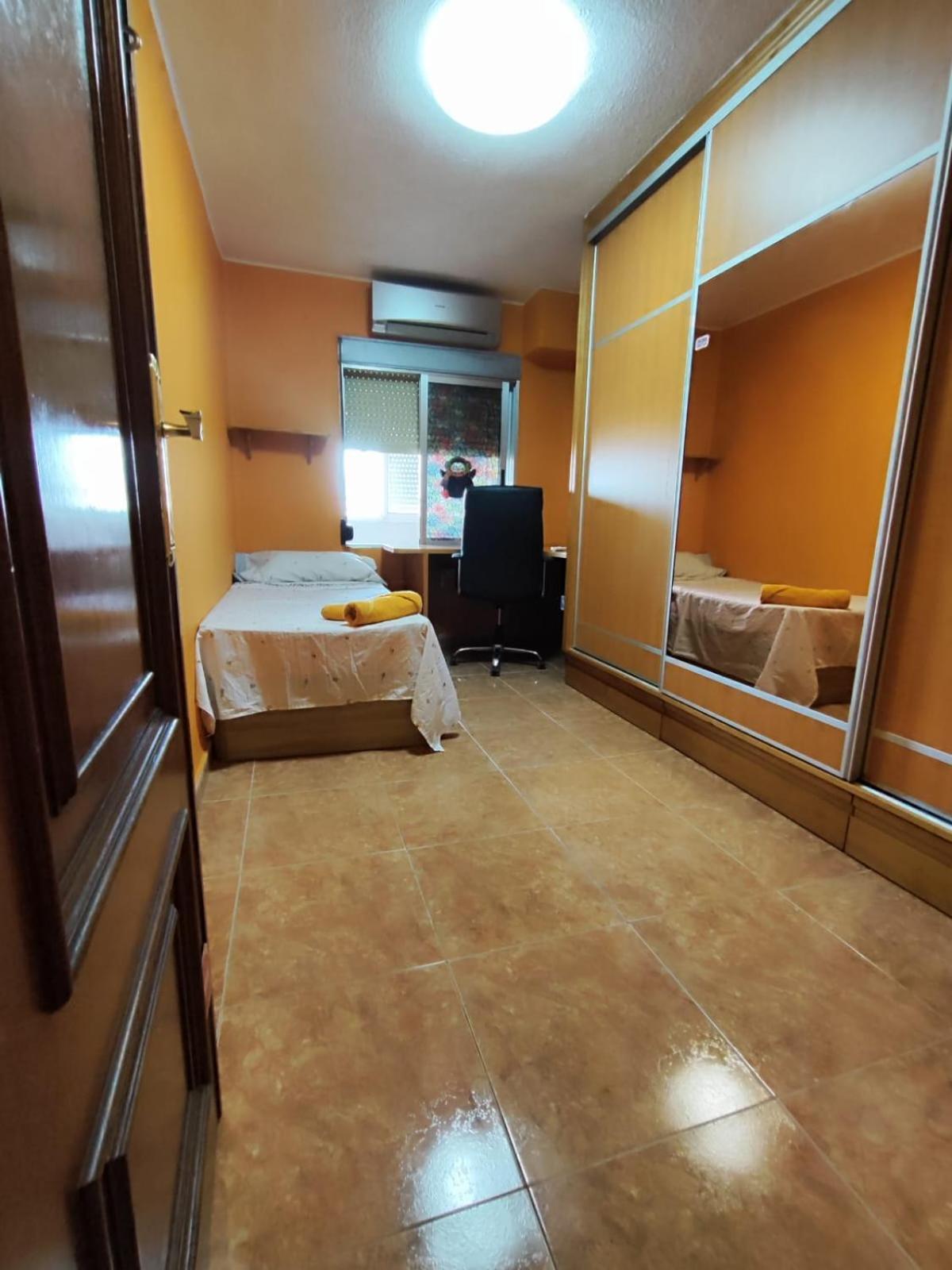 Avenida Del Puerto Private Allotjament en família *